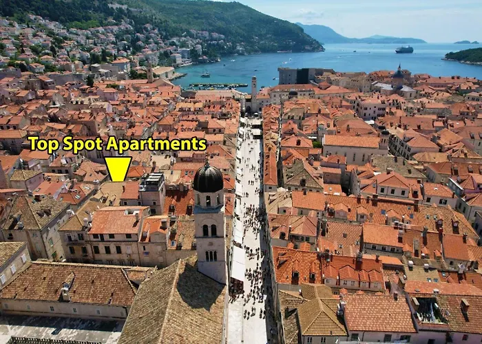 Old Town Top Spot Apartments